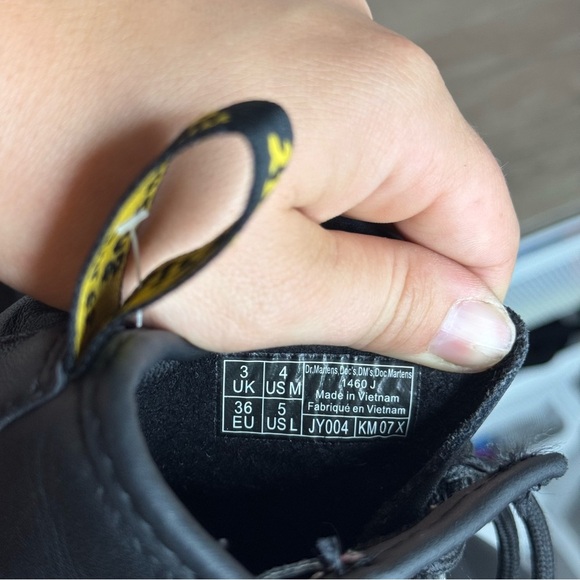 Doc Martens Black Leather Lace Up Boots Womens 5 - Picture 9 of 9